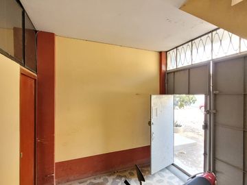 REMATE DE CASA CERCA DE AVENIDA MÉXICO Y SAENZ PEÑA EN CHICLAYO