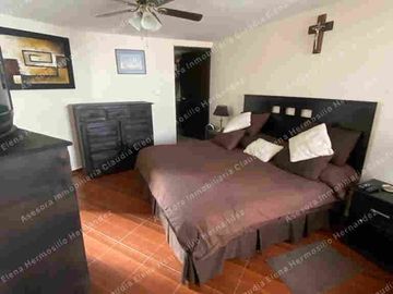 CASA EN VENTA EN ESQUINA  LOMAS 3 SECC