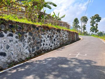 Tanah Dekat Wisata Kemuning Karanganyar