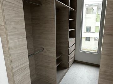 PONCEANO ALTO; 3 DORM; 2 BAÑOS; 2 GAR; 1 BOD, BALC, 138/107 M2: REF 202