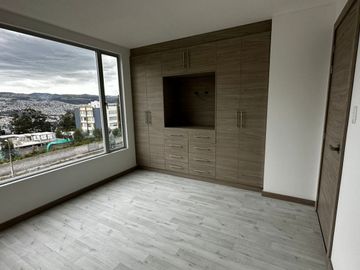 PONCEANO ALTO; 3 DORM; 2 BAÑOS; 2 GAR; 1 BOD, BALC, 138/107 M2: REF 202