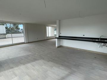PONCEANO ALTO; 3 DORM; 2 BAÑOS; 2 GAR; 1 BOD, BALC, 138/107 M2: REF 202