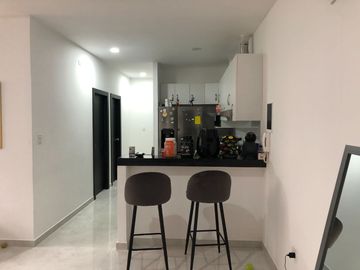 vendo departamento de 2 dormitorios frente al Centro Comercial El Dorado.