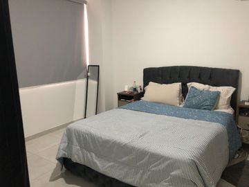 vendo departamento de 2 dormitorios frente al Centro Comercial El Dorado.