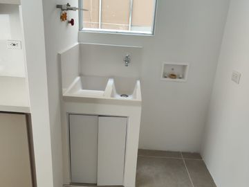 VENTA DE APTO PARA ESTRENAR 116.61 M2 PISO 12 CONJUNTO RESIDENCIAL Y COMERCIAL  PODIUM