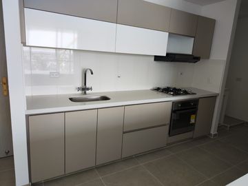 VENTA DE APTO PARA ESTRENAR 116.61 M2 PISO 12 CONJUNTO RESIDENCIAL Y COMERCIAL  PODIUM