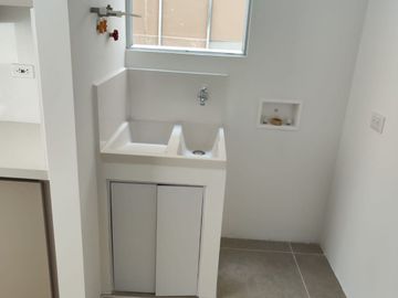 VENTA DE APTO PARA ESTRENAR 116.61 M2 PISO 12 CONJUNTO RESIDENCIAL Y COMERCIAL  PODIUM