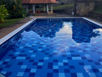 VENTA DE CASA PISCINA EN MELGAR VALLE DE LANCEROS