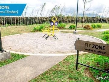 HOUSE AND LOT IN CALAMBA NEAR RESORTS AND MALLS