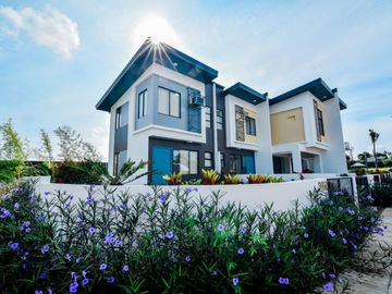 HOUSE AND LOT IN CALAMBA NEAR RESORTS AND MALLS