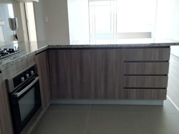 Ocasión por viaje! Bajó de precio!!! Se vende lindo departamento en Jesús María con cochera