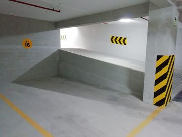 Ocasión por viaje! Bajó de precio!!! Se vende lindo departamento en Jesús María con cochera