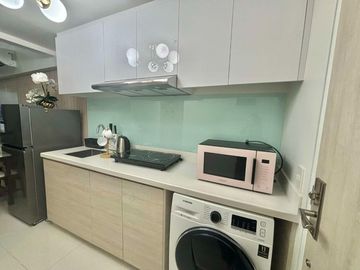 FOR SALE - 1BR SEAVIEW LOFT IN MANDANI BAY, MANDAUE CEBU. INTERIOR DESIGNED & FURNISHED.