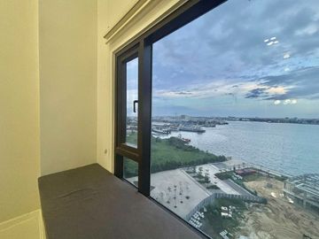 FOR SALE - 1BR SEAVIEW LOFT IN MANDANI BAY, MANDAUE CEBU. INTERIOR DESIGNED & FURNISHED.
