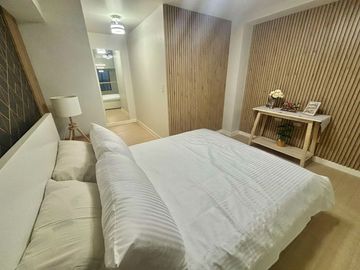 FOR SALE - 1BR SEAVIEW LOFT IN MANDANI BAY, MANDAUE CEBU. INTERIOR DESIGNED & FURNISHED.