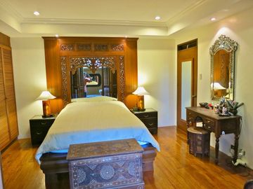 180 sq.m. furnished  beach condo unit of 2-BR in an upscale resort-Mactan @ P25M