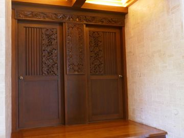 180 sq.m. furnished  beach condo unit of 2-BR in an upscale resort-Mactan @ P25M