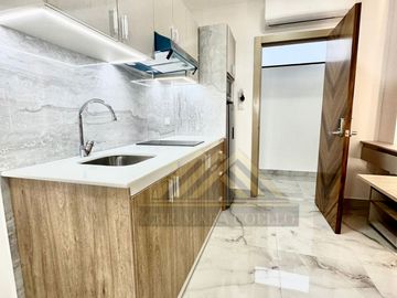 Departamento en alquiler amoblado, sector Torre Medica La Carolina ingreso a Machala