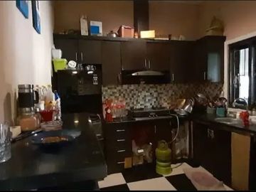 Rumah di Jual di Palm Spring Jambangan Dekat Gayungsari, Ketintang