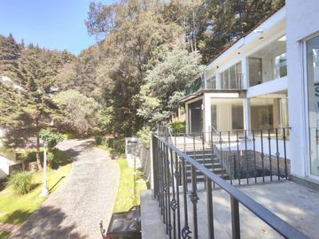 Hermosa Casa en Venta en Seguro Residencial a 15 Min de Cdmx