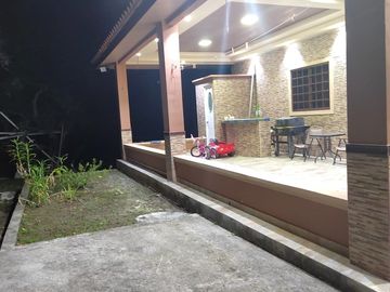 SE VENDE CASA DE PLAYA CON 2 LOTES EN LAS LAJAS DE CHAME