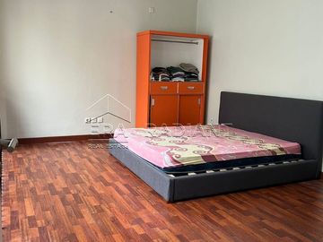 Rumah minimalis modern  di Bintaro Sektor 7, Cluster Kebayoran Village, Langsung Owner