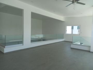 CASA EN VENTA EN LOMAS DE COCOYOC