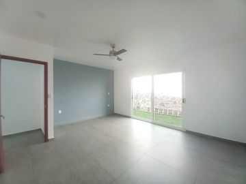 CASA EN VENTA EN LOMAS DE COCOYOC