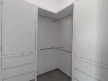 CASA EN VENTA EN LOMAS DE COCOYOC