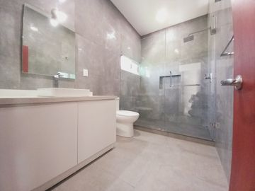 CASA EN VENTA EN LOMAS DE COCOYOC