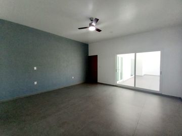 CASA EN VENTA EN LOMAS DE COCOYOC