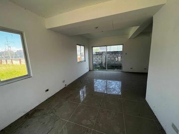 House & Lot For Sale in  Molino IV, Molino, Bacoor