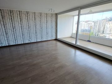 VENDO LINDO  Departamento 2D,2B,2E , con  vista   al mar , sector poniente