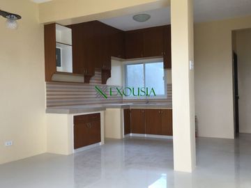 READY FOR OCCUPANCY 5 BEDROOM UNIT (CORNER LOT) WITH THE VIEW OF MT. MAKILING