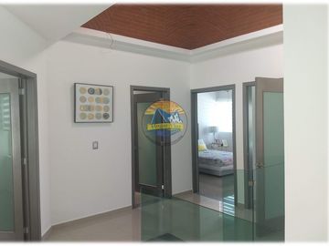 Casas con alberca privada, 4 recámaras, excelentes acabados