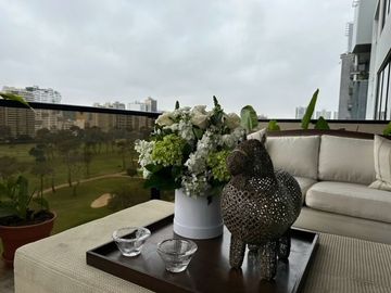 VENTA DE DEPARTAMENTO EN SAN ISIDRO CON VISTA AL GOLF
