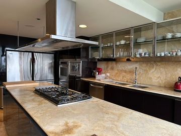 VENTA DE DEPARTAMENTO EN SAN ISIDRO CON VISTA AL GOLF