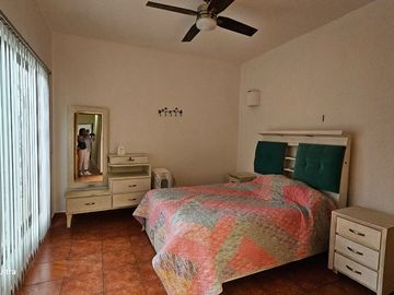 Casa para fines de semana o vacaciones, fracc las fincas Jiutepec Morelos.