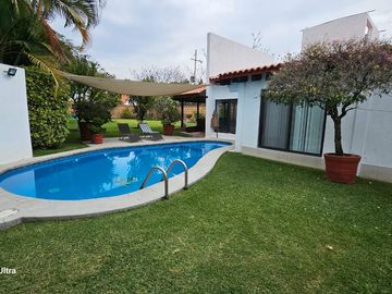 Casa para fines de semana o vacaciones, fracc las fincas Jiutepec Morelos.