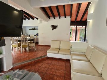Casa para fines de semana o vacaciones, fracc las fincas Jiutepec Morelos.