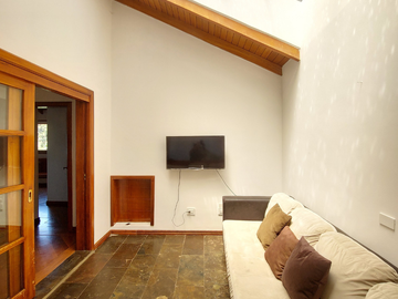 CASA EN OPORTUNIDAD EN EL VALLE DE LOS CHILLOS