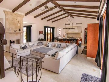Residencia con vista al mar, Area de asador pegada a la alberca privada, Jacuzzi, Terraza y Fogata,  Pacific Ocean, Cabo San Lucas.
