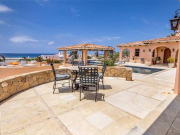 Residencia con vista al mar, Area de asador pegada a la alberca privada, Jacuzzi, Terraza y Fogata,  Pacific Ocean, Cabo San Lucas.