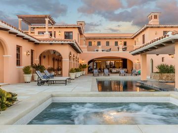 Residencia con vista al mar, Area de asador pegada a la alberca privada, Jacuzzi, Terraza y Fogata,  Pacific Ocean, Cabo San Lucas.