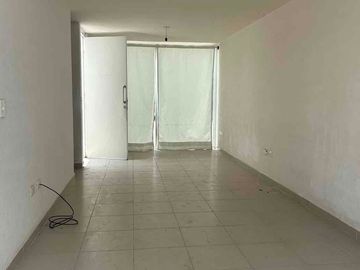 Casa en renta dos niveles en residencial la vida
