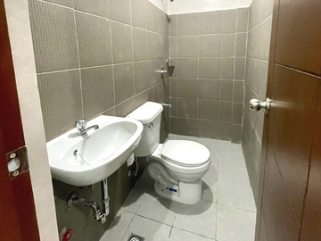 FOR RENT / FOR SALE: Brand New Commercial & Residential Building in Imus