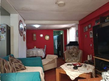 AVENIDA OSSA, LA CISTERNA