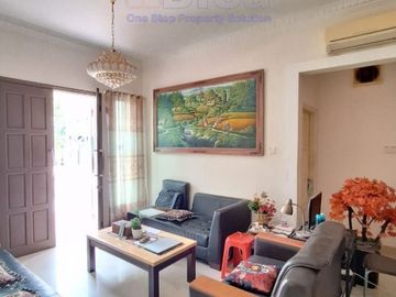 Dutamas Batam Center Luxury 3 Floor House