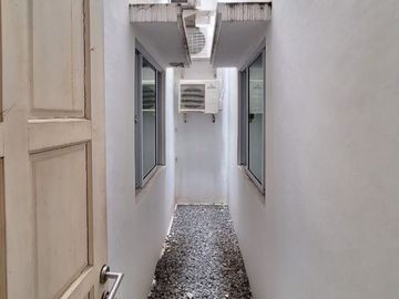 Dutamas Batam Center Luxury 3 Floor House