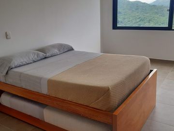 SE VENDE HERMOSA CASA CAMPESTRE DE DOS PISOS EN PRIMAVERAS DE PAYANDÉ VILLETA CUNDINAMARCA